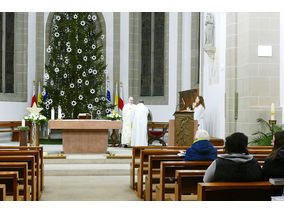 Feierliche Christmette in St. Crescentius (© Karl-Franz Thiede)